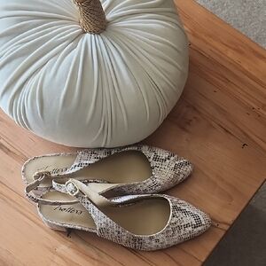 Trotters Snakeskin Slingback Flats - Black and Cream